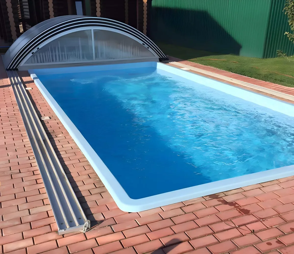 Laguna 7 — вечернее освещение в Сергиевом Посаде